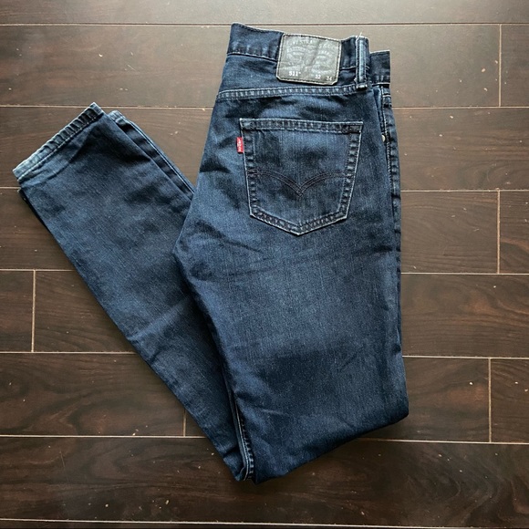 - Levi's 511 Slim Fit Jeans - Picture 2 of 6